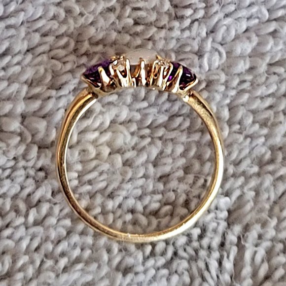 10K Gold Ring with Opel, Diamonds, and Amethyst Stones - Picture 5 of 12